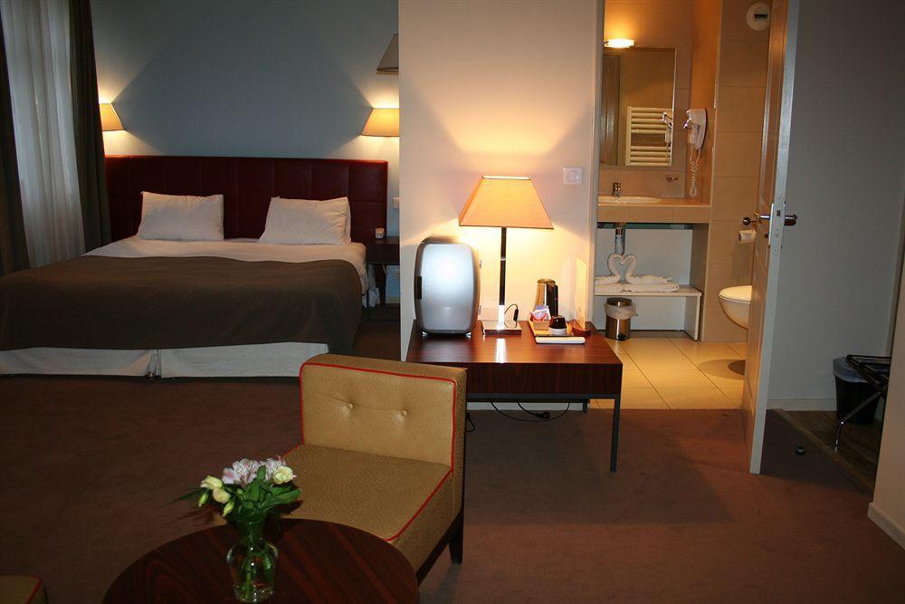 Clarion Suites Corneille Luchon Bagnères-de-Luchon 外观 照片