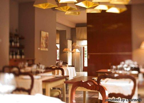 Clarion Suites Corneille Luchon Bagnères-de-Luchon 餐厅 照片