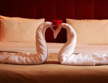 Clarion Suites Corneille Luchon Bagnères-de-Luchon 外观 照片